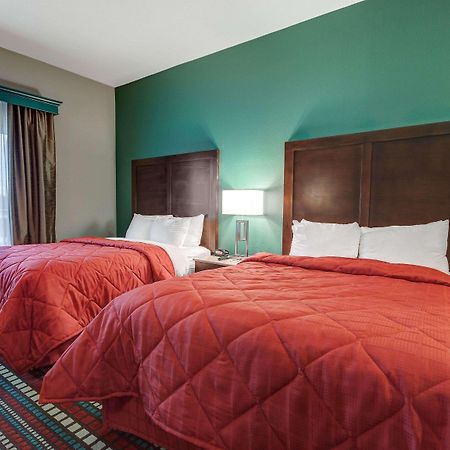 Mainstay Suites Хобс Екстериор снимка